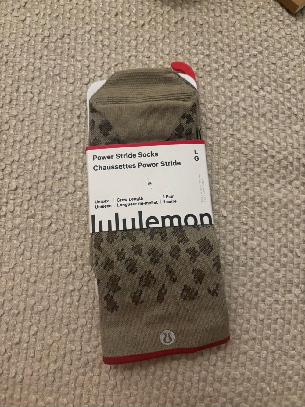 lululemon Power Stride Crew Socks in Olive with Red Trim